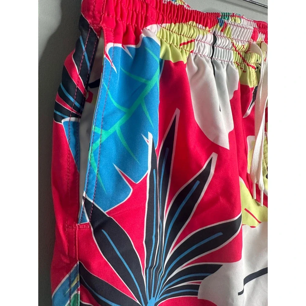 Chubbies Mens XL Swim Trunks 4 Inch Inseam Tropical Floral Red Pink Blue Shorts